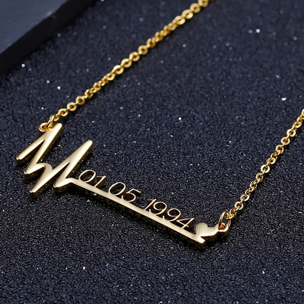 Customized Heartbeat Love Date Necklace — 18K Gold-plated